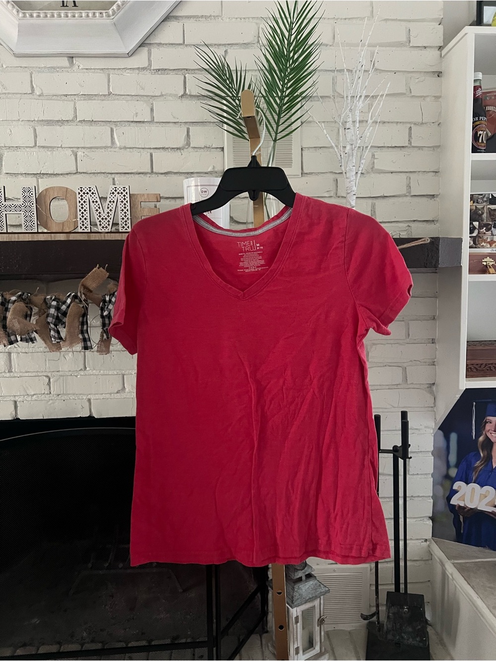 Time and Tru V-Neck Short Sleeve Tee - Fuchsia